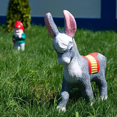 Konukevi Pensiunea Paradisul Marii