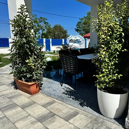 Pensiunea Paradisul Marii * Sulina