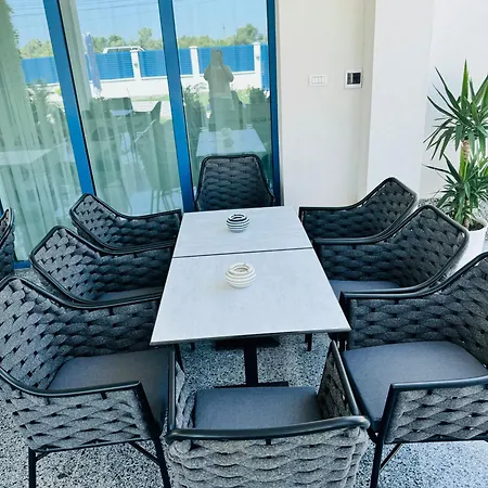 Pensiunea Paradisul Marii Guest house