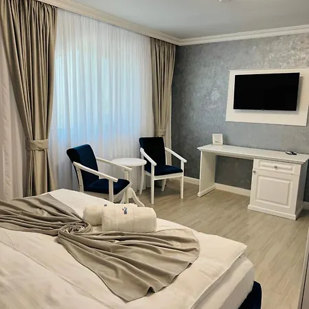 Pensiunea Paradisul Marii 3*