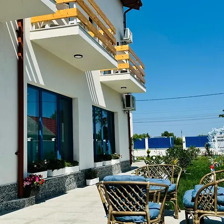 Pensiunea Paradisul Marii 3* スリナ
